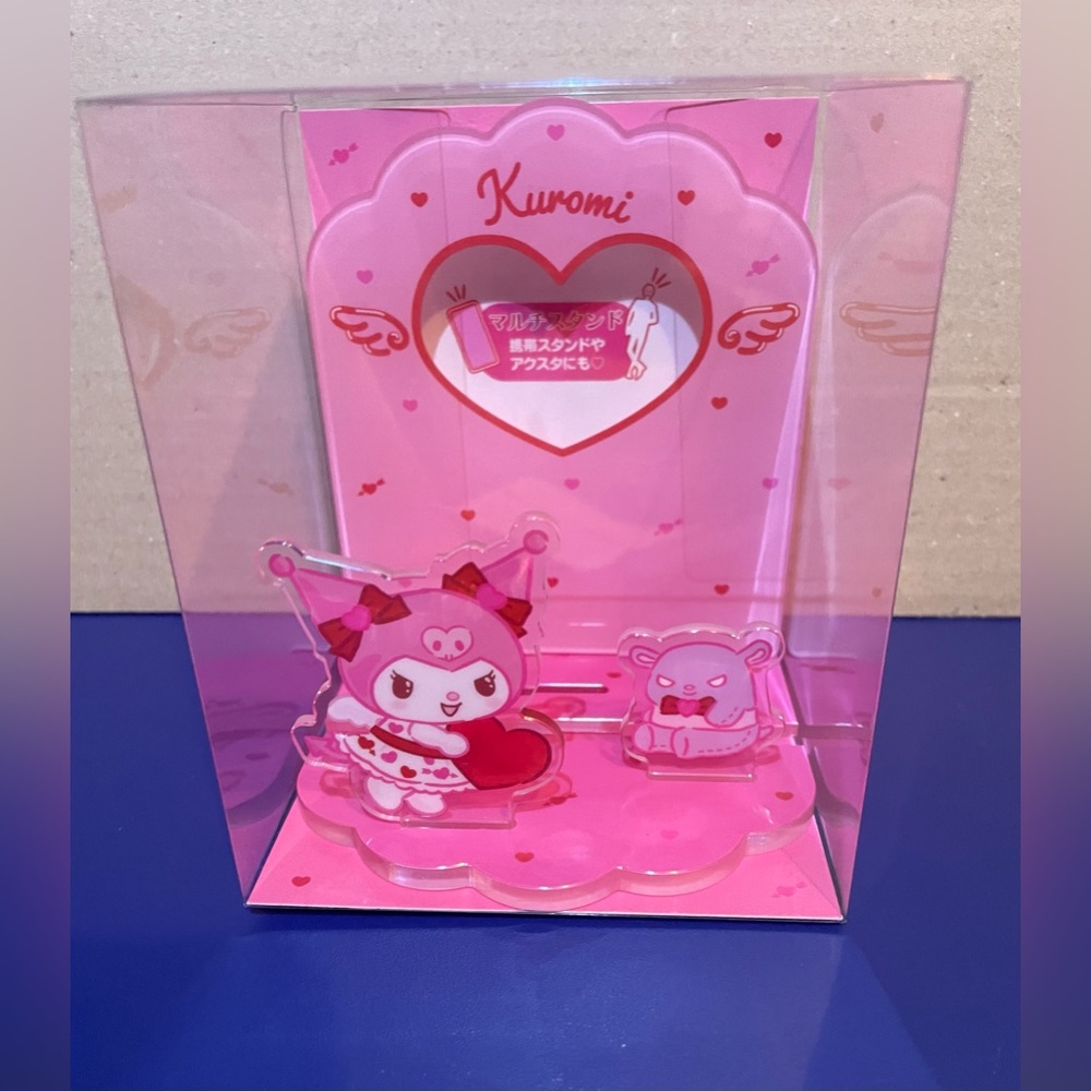 Kuromi Smartphone And Photo Stand